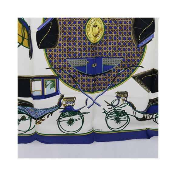 Pre Loved Hermes  Carre 90 - Picture 9 of 15